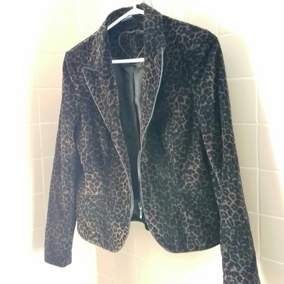 NWOT Animal Print velvety-like Blazer - Picture 1 of 2